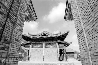 蘭州莊嚴(yán)寺，曾經(jīng)是一位帝王的皇宮內(nèi)苑
