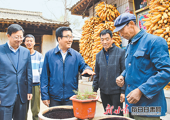 林鐸在天水市調研脫貧攻堅工作時強調 完善掛牌督戰(zhàn)機制 見底見效整改問題 確保如期高質量打贏脫貧攻堅收官戰(zhàn)