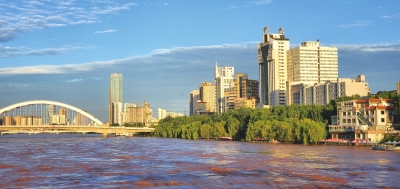 護(hù)好黃河水 保衛(wèi)蘭州藍(lán) 再造金城綠——蘭州市加強(qiáng)黃河流域生態(tài)保護(hù)、推進(jìn)高質(zhì)量發(fā)展綜述