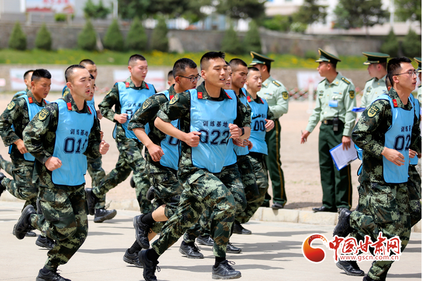 【隴拍客】甘肅武警：沖刺！向著心中的軍校夢(mèng)
